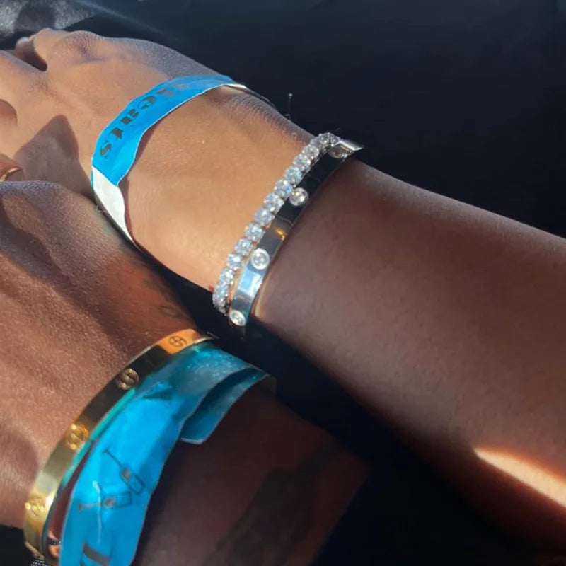 Timeless Circle Bracelet