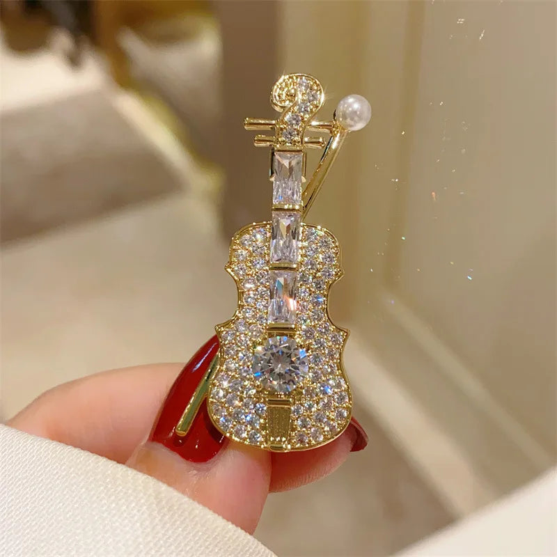 Luna Elegance Brooch