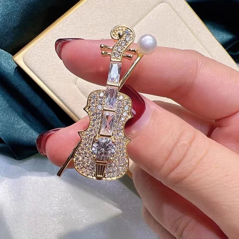Luna Elegance Brooch