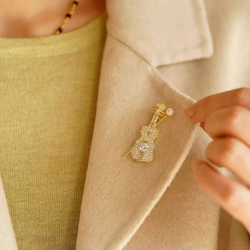 Luna Elegance Brooch