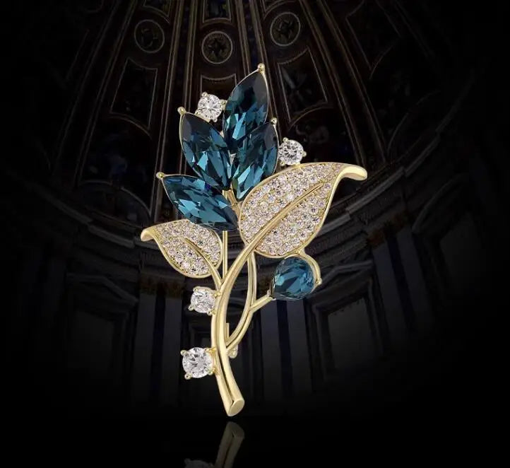 Luna Elegance Brooch
