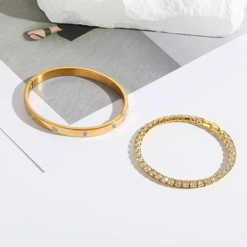 Timeless Circle Bracelet